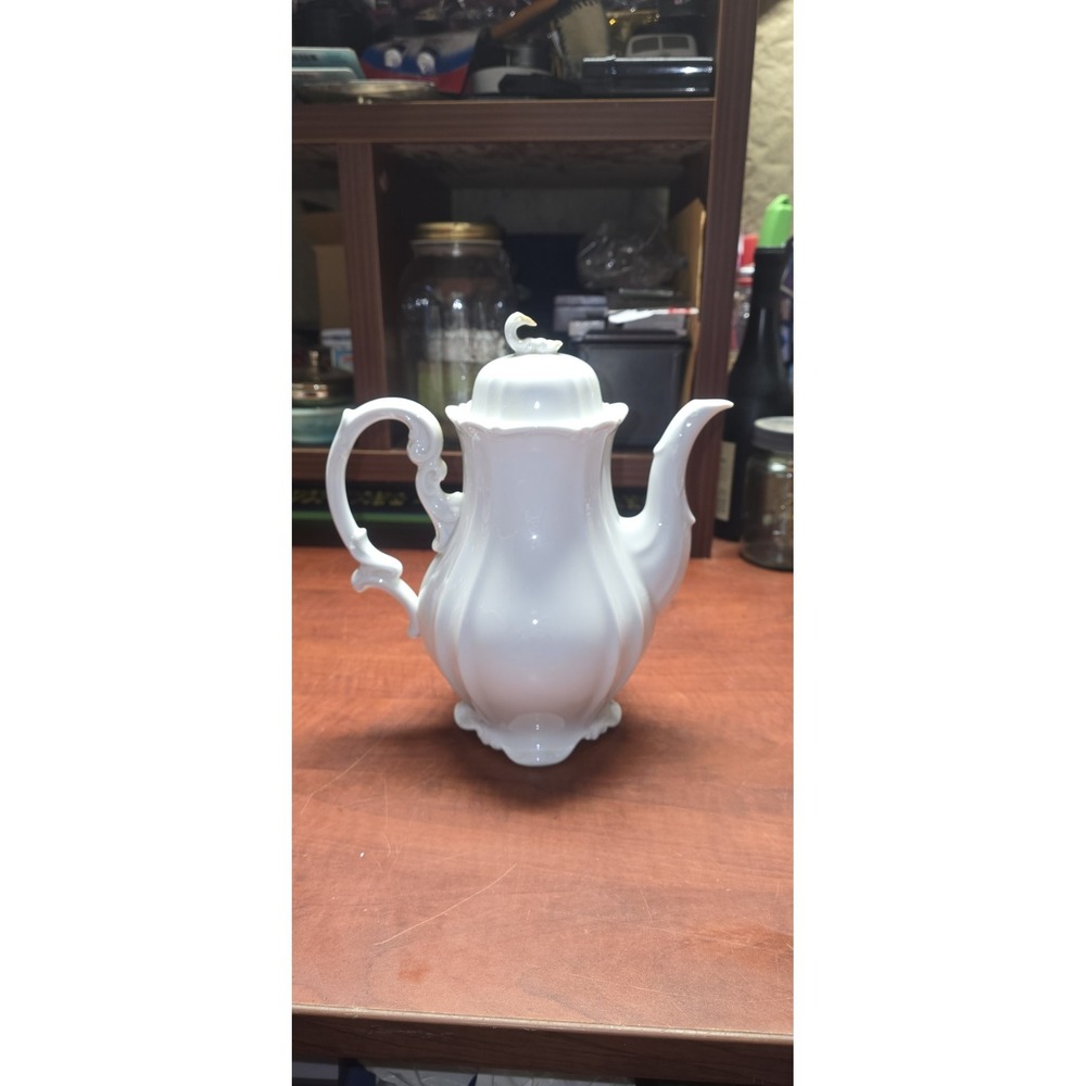 Hutschenreuther Sylvia white porcelain coffee pot With Lid